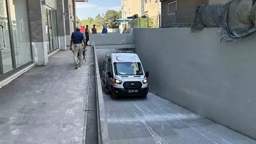 Çalıştıkları su deposunda fenalaşan 2 işçi kurtarıldı