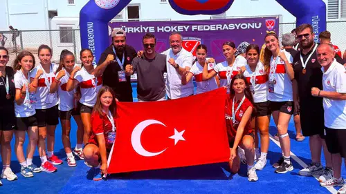 Avrupa'da Konya rüzgârı! Milli takımdan bronz zafer!