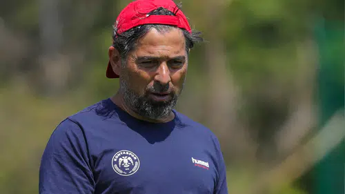 Konyaspor'da İlhan Palut'tan transfer açıklaması: '4 takviye daha yapacağız!'