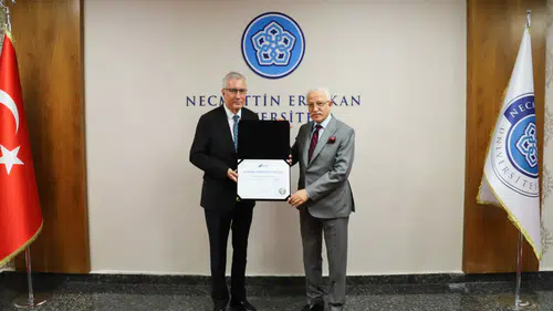 NEÜ’nün vizyonu “Kurumsal Akreditasyon Belgesi" ile tescillendi