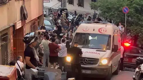 Evde kardeşinin cesedini buldu