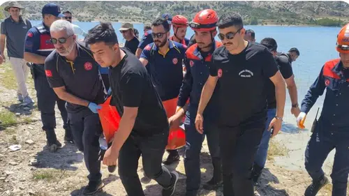 Konya'da kahreden olay! Üç çocuğunun gözleri önünde hayatını kaybetti