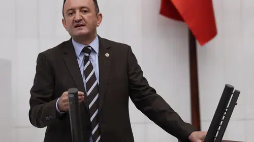 CHP'li Bektaş: Yurttaşların mağduriyetlerini Meclis'te haykırıyoruz