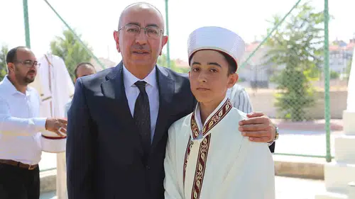 Meram’da genç hafızların icazet heyecanı