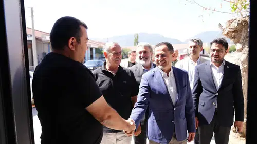 Ziya Altunyaldız Akşehir’de: Üretim ve ticaret masaya yatırıldı