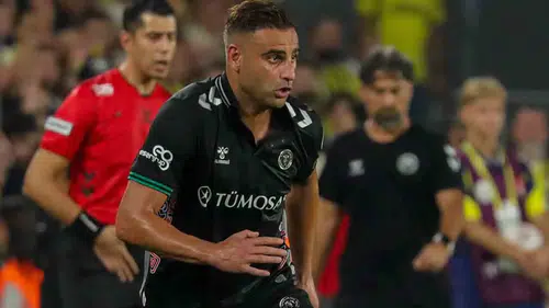 Konyaspor’da Deniz Türüç’ten hakem Atilla Karaoğlan’a tepki!
