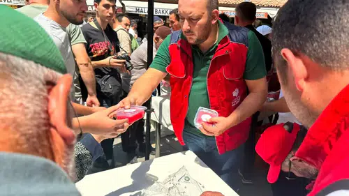 Konya'da yüzyıllık hayır geleneği devam ediyor: Vakıf şartı yerine getirildi