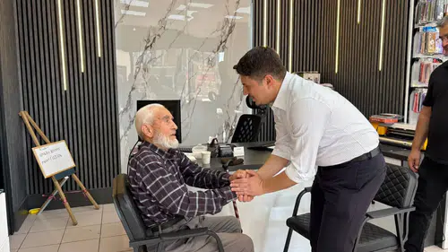 AK Parti Konya'da sahaya indi: Vekil Özboyacı sıkmadık el bırakmadı!
