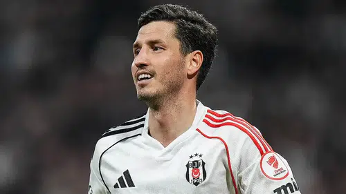 Gençlerbirliği, Salih Uçan ile 2 yıllık sözleşme imzaladı