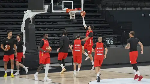 A Milli Erkek Basketbol Takımı'nda hedef 2'de 2 yapmak