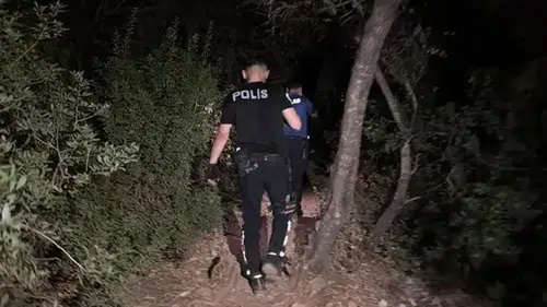 Ormanda kaybolan 5 genç kurtarıldı