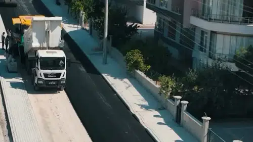 Konya Selçuklu’da yol çalışmaları hızlandı: Hedef 100 bin ton asfalt!