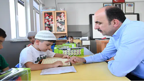 Başkan Altay, Halit Eroğlu Kur’an Kursu’nda