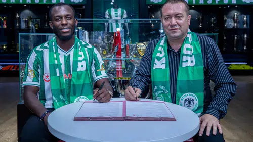 Diarra Dompé Konyaspor'a imzayı attı