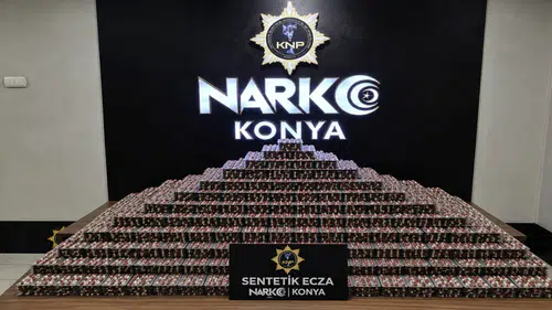 Konya’da 124 bin 376 sentetik ecza ele geçirildi