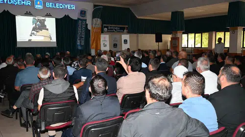 Konya’da kuraklığa dayanıklı yeni ürün hamlesi: Çiftçilere tanıtıldı!