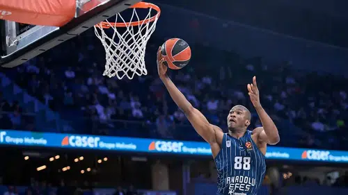 Anadolu Efes, yarın Real Madrid'i ağırlayacak