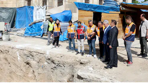 Konya’da tarihî camide hummalı çalışma! Son hali merak uyandırdı