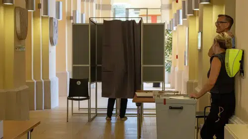 Almanya'da seçiminin geçici resmi sonuçları açıklandı