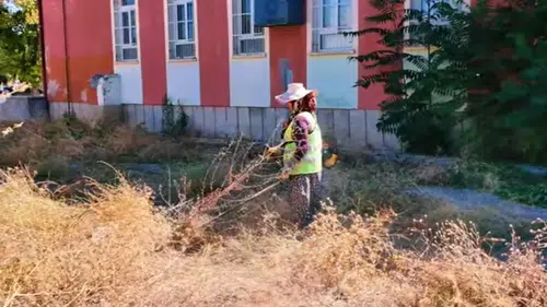 Ilgın yeni eğitim öğretim yılına hazırlanıyor: Tüm okulda çalışma var!