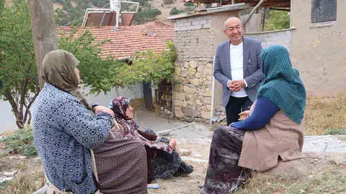 Başkan Kavuş mahalle mahalle gezdi! Talepleri tek tek dinledi