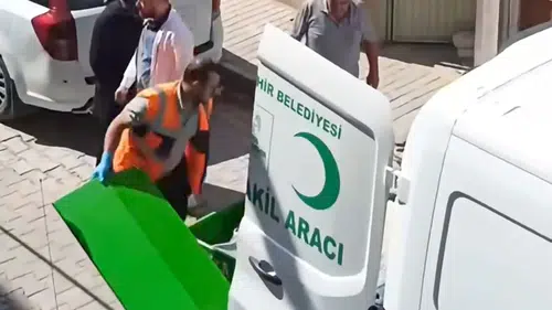 Konya Sahibata Mahallesi'nde şüpheli ölüm: Evde cansız bedenine ulaşıldı!