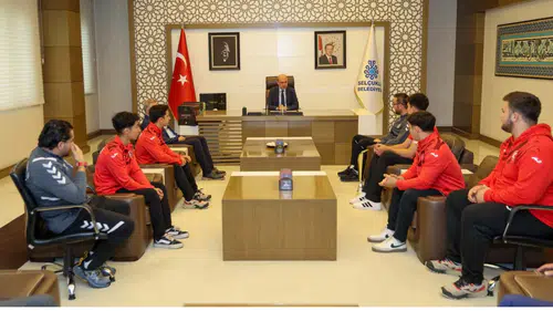 Başkan Pekyatırmacı, dereceye giren milli sporcuları ağırladı