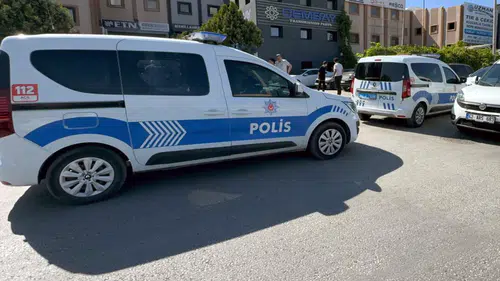 Konya'da borç kavgası: Birbirlerini bıçakladılar
