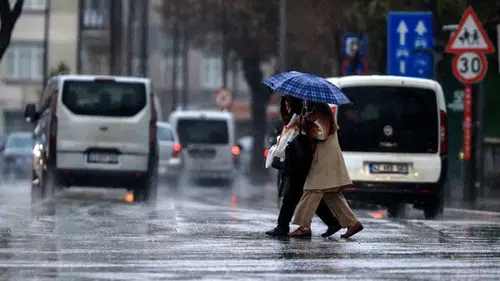 Konya için sağanak yağış uyarısı: AKOM tarih ve saati duyurdu!