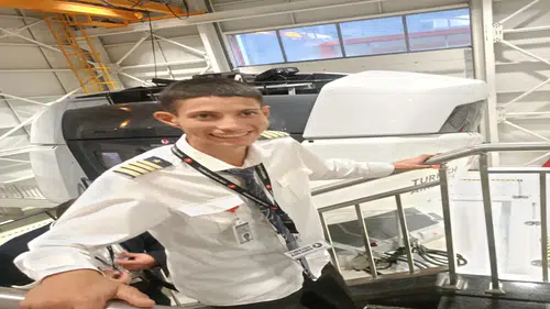 Konya'da uçak tutkunu Burak'ın hayali gerçek oldu