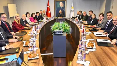 Müsavat Dervişoğlu Başkanlığında toplandılar: Konyalı isimde katıldı!