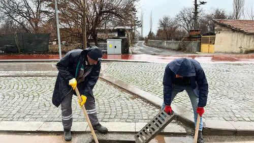 Konya'nın dört yanında hizmet var: Her mahalleye eşit hizmet!