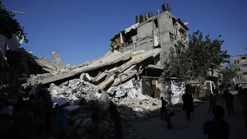 İsrail, ateşkese rağmen, Gazze'de saldırılarını sürdürüyor