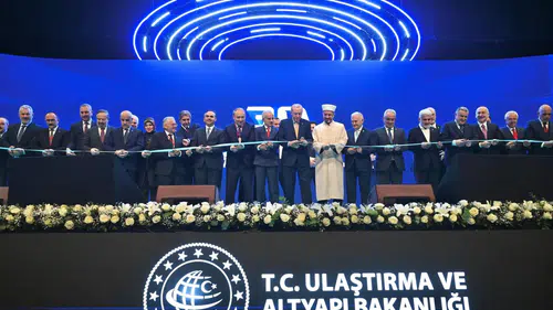 Türkiye’nin yol ağı rekor kırdı: Konya Vekili Altunyaldız da katıldı!