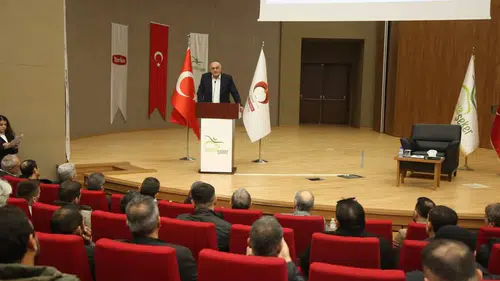 Genç çiftçiler Konya Şeker'de buluştu