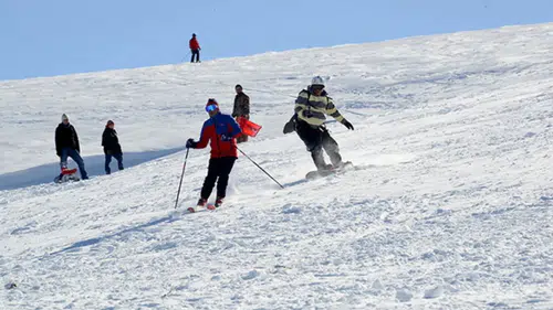 Konya'da kış tatili isteyenlere müjde: O bölgede kayak sezonu açıldı!