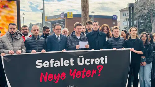 Konyalı öğrenciler meydanlara döküldü: Burs zammına tepki!