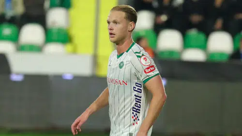 Çağdaş Atan dokundu, Bjørlo sahneye çıktı