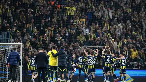 Fenerbahçe, Turkcell Süper Kupa'da finale yükseldi