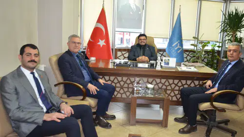 İYİ Partiye, Eğitim-İş’ten ziyaret