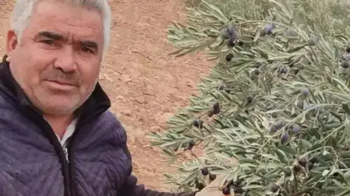 Oturduğu binada asansör boşluğuna düşüp öldü