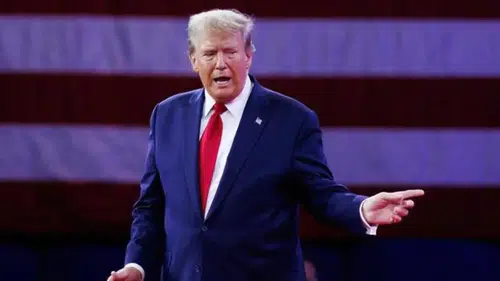 Trump: İran'da yeni bir liderlik aramanın zamanı geldi