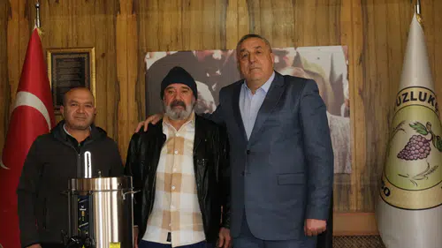 Konyalı vatandaştan cenaze taziye aracına anlamlı bağış!