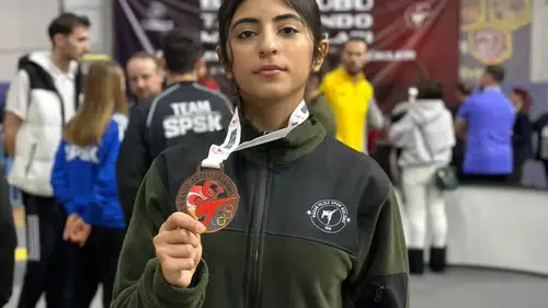 Konyalı sporcu finalde!