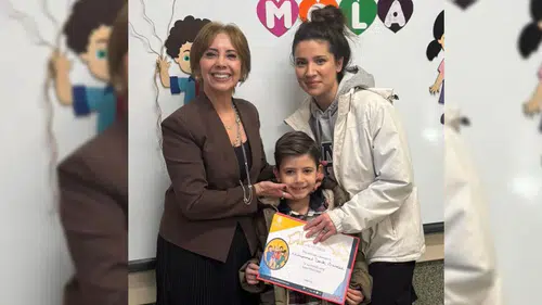 GÜNDOĞDU KOLEJİ’NDEKİ ÖĞRETMEN VE ÖĞRENCİLERİN MUTLULUĞU