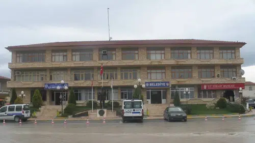 Konya Belediyesi 39 iş yerini kiraya verecek!