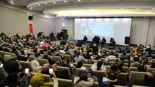 Ustalara saygı ve anma gecesine yoğun ilgi