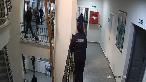 Belediye Başkanına saldırı girişimi