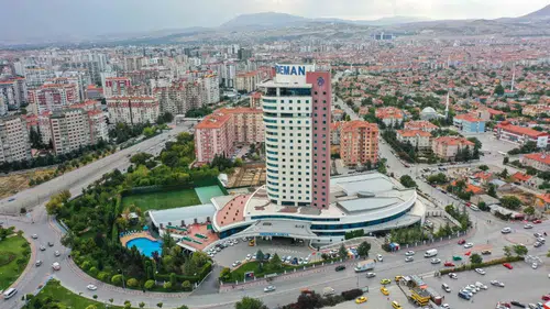 Konya'nın o otelinde çocuklar için dev etkinlik başlıyor: Yüzlerce etkinlik olacak!