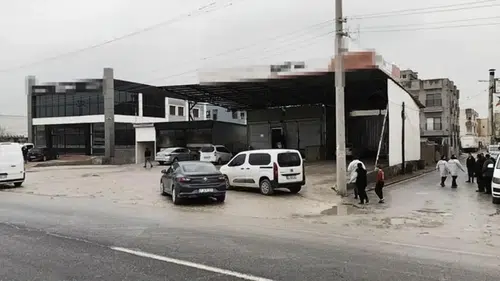 Kardeşler arasında silahlı alacak kavgası; 1'i ağır, 4 yaralı